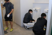 【朗報】矢野監督、自らトイレ掃除をする！