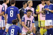 【W杯】たった3分で経済効果800億円！ 賛否両論の新ルール「給水タイム」は選手のためか、広告のためか…世界的名将が猛批判した理由