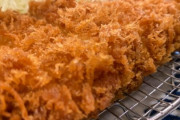 韓国人「日本の安くて美味しい550円のトンカツがこちら」