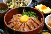 【画像】この鴨丼定食(750円)の欠点を答えましょう。