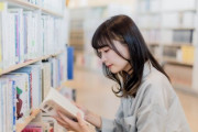 図書館(無料です、ありとあらゆる本読めます、空調効いてます、勉強に集中できます) ← 行かない理由