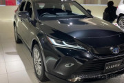 トヨタ【ハリアー】9月26日の一部改良で大幅値上げ、620万円のPHEVを追加、受注予約を再開