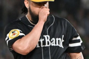 「いったんクローザーから外れる」ソフトバンク・オスナが配置転換　小久保監督、代役守護神は「名指しはしません」