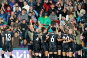 女子W杯開幕で開催国熱狂!NZ“歴史的白星発進”男子含めサッカー史上最多4万2137人が来場