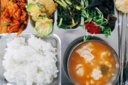 海外「ヘルシーすぎる…」韓国の典型的な学校給食に海外興味津々（海外反応）