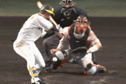 【GIF】「取らないでよ」阪神ファン嘆き！ 巨人･吉川の絶望の横っ飛びキャッチ