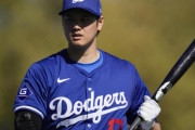 【海外の反応】大谷翔平がドジャースデビュー戦でホームラン【MLB】