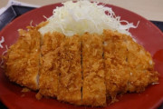 【悲報】かつやさん、松のやのせいで客離れが続いてるらしい