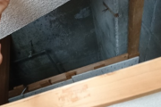 【画像】引っ越したアパートの押し入れの上に謎の空間を発見してしまう・・・・