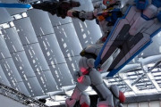 【画像】新宿に本物のガンダムいた