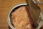【画像】底辺のツナ缶の食べ方ｗｗｗｗｗｗｗｗ