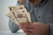 国の借金、最大の1297兆円。物価高対策で膨らむ