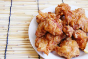【悲報】女さん「唐揚げを家族で12個も作ったのに一つしか食べられなかった💢」夫「次からもっと多めに作れば？」