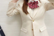 【画像あり】　ダレノガレ明美さん、制服姿を披露してしまうｗｗｗｗｗｗｗｗｗ
