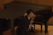 スケート以外でも魅せる羽生結弦の美意識。その振る舞いは性別を超え、男装の麗人の如し。