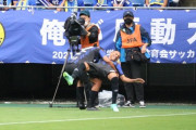 ◆悲報◆G大阪FWウエリントン・シルバさん、ゴールセレブレーションで投げ飛ばされて負傷
