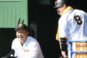 巨人･原監督「丸と中田翔は『生え抜きじゃない』という遠慮がある。巨人のリーダーだと自覚してほしい