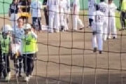 【動画】 ヤクルト 長岡秀樹と澤井廉が練習試合で激しく衝突し担架搬送 「ものすごい衝突音」「両者起き上がれず」「救急車きました」