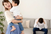 ワイ結婚4年目、嫁(32)に甘える息子(3)に異常な嫉妬を覚える