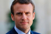 【すげぇ】フランス・マクロン大統領「菅首相より、鬼滅の刃の作者に会いたい！！」　大使館「ちょっと無理ですねぇ・・」　大統領「じゃー『進撃の巨人』の作者に会いたい！」