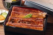 高専の購買で販売されていた土用のたれめし弁当(198円)をご覧ください