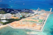 朝日新聞「辺野古埋め立て予定海域のサンゴ、なぜ移植を急ぐのか。サンゴ移植に反対」