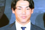 【悲報】ヤクルトファン、茂木の人的補償に盗塁王小森が取られて大発狂しまくってしまう