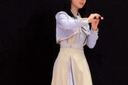 【乃木坂46】筒井あやめ 女子高生が分からなくなってパスする女子高生.gif