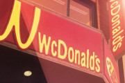 外国人「何で日本のアニメってマクドナルドがよく出てくるの？」