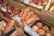 日本のパン文化の「独特さ」 「何事も極める匠の精神の表れ？」