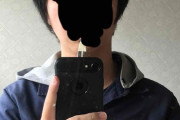 26歳なんだがこういう前髪上げた髪型って別にダサくないよな？