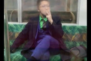 【画像】京王線ジョーカー「火を着けたら自分の手袋が燃えていてびっくりしてたら乗客は逃げてた」
