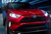 【車】トヨタは電気自動車よりもプラグインハイブリッドの方が環境負荷もコストも優れていると考えている