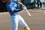 新庄監督が新加入2人を絶賛 江越は「初球をセンター前。最高」斎藤157キロ「ズドーンってくる」