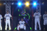 ホークス開幕戦セレモニーでエヴァ！コラボ映像に高橋洋子の生歌唱に柳田＆栗原がロンギヌスの槍持って藤本監督はなんか低い椅子に座る！！