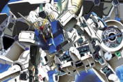 ガンダムでMSが更にデカいメカと合体するやつあるけどあれ意味あるんか？