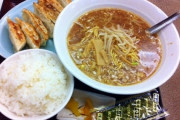 【画像】このラーメン朝食セットの値段が安すぎて驚愕