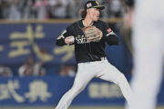 【ソフトバンク】三森大貴が痛恨エラー　併殺狙うも一塁へ悪送球「短期決戦ですごく大事な…」