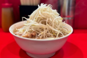 【ジロハラ】後輩に野菜マシ大盛り強要の「ラーメン二郎ハラスメント」亀戸店が注意喚起、弁護士「レベルの低い人間」