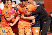J2首位・清水、西原決勝弾で仙台との上位対決に3-2勝利！甲府はウタカ2発など群馬に4-1大勝！徳島は藤枝に勝利し最下位脱出　J2第11節（関連まとめ）