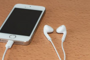 「イヤフォンジャック、指紋認証、ホームボタンつけろ」勢、死滅する