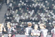 メッシ来日も『国立競技場ガラガラ』  空席が目立つスタンドに「いい加減バカ高いチケット価格やめた方が」の声