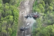 激おこT-80戦車…嫌だなあ、こんな鬼ごっこは！