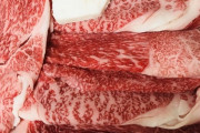 【緊急】畜産農家「助けて！牛肉だけなぜか売れません！」