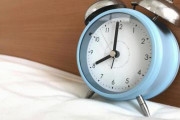 【悲報】社会人て朝8時に起きるのキツくね？ｗｗｗｗｗｗｗｗｗｗｗｗｗｗｗｗ
