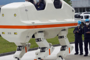 【画像】日本の企業､変なロボットを作る