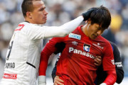 川崎L・ダミアン、痛恨ミスで決勝点献上の相手GKへ紳士的行為に海外注目　「品格の現れ」