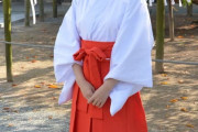 【画像】まんさんが巫女姿になると魅力度が3倍増しになる説ｗｗｗｗｗｗｗｗｗｗｗｗｗ