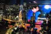 東京タワー展望台で『Couture on Ice』出版記念展開催中！煌めく夜景を背景に氷上の芸術が舞う、特別なスライドショーをお楽しみください！
