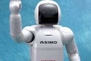 【悲報】ホンダの人型ロボット『アシモ』、引退